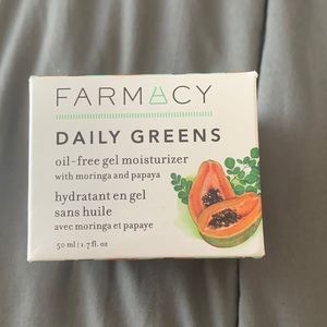✨LIMITED EDITION FARMACY DAILY GREENS✨